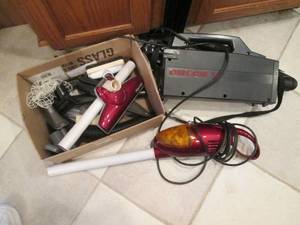 lot 184 image: Oreck XL hand held vacuum, Monster ...