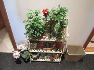 lot 193 image: Doll sized bakers rack plus content...