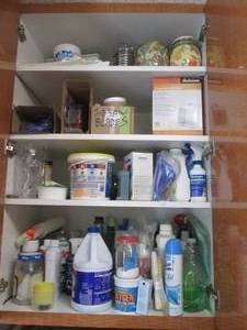 lot 200 image: Vintage lidded canisters, coasters,...