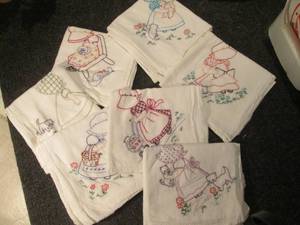 lot 321 image: Hand embroidered dish towels...