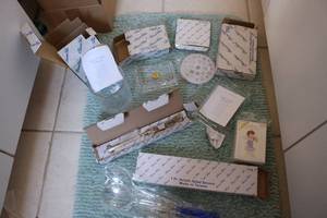 lot 214 image: Princess house crystal card holder,...