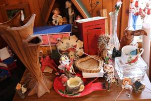 lot 265 image: lot of decor...