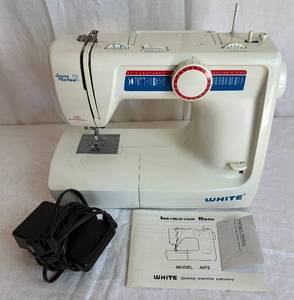 lot 28 image: White Jeans Machine Sewing Machine  Model 4075