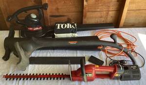 lot 39 image: Yard Power Tools Bundle
