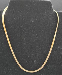 14K Gold Necklace, Herringbone Pattern, 18" Long Made in Italy