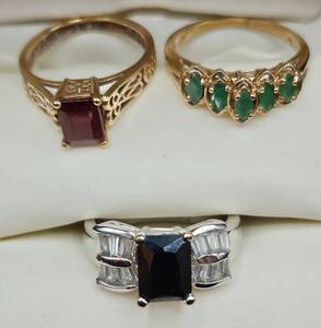 lot 11 image: 10K Gold Rings with Semi Precious Stones Sizes 6.254.755.5