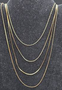 lot 12 image: Collection of 14K Gold Chains