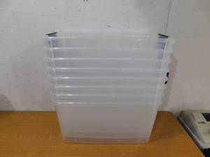 lot 152 image: (8) Sterilite 70 Qt. Ultra Storage Box