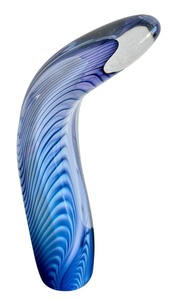 lot 25 image: Hand Blown Art Glass Sculpture