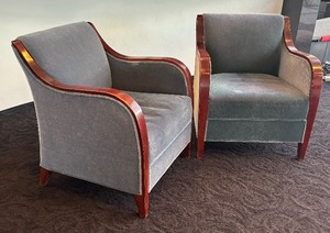 Pair of Upholstered Arm Chairs by Bernhardt Furniture / Pair of Upholstered Lounge / Club Chairs by Bernhardt Furniture