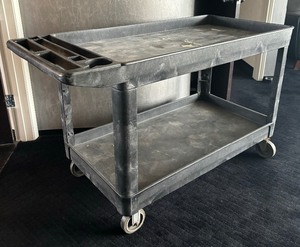 lot 139 image: Large Utility Cart