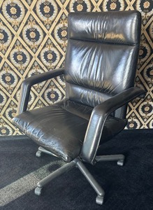 lot 170 image: Vitra Office Chair