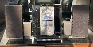 lot 173 image: Bang & Olufsen Stereo System with Speakers