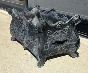 lot 202A image: Antique Metal Planter