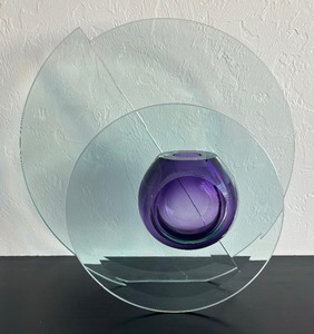 lot 193 image: Art Glass Sculpture by Richard Silver