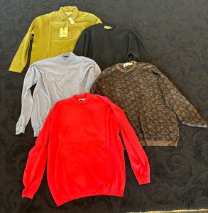 lot 196 image: Variety of Mens Sweaters by Tommy Bahama, Tricots St. Raphael, Johnson & Murphy and St. Croix Knits