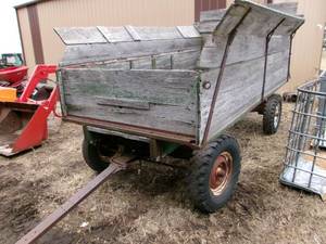 lot 129 image: Hydraulic Dump Wagon on Running Gear
