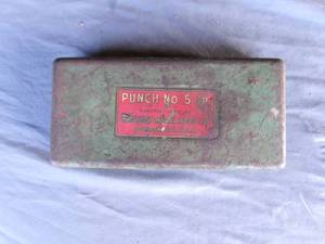 lot 16 image: Whitney Leather Punch Set