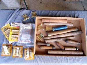 lot 26 image: Box of Hammer & File Handles, & Misc
