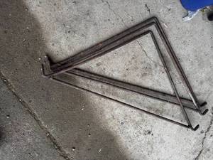 lot 90 image: 3 GameMeat Spreading Hooks