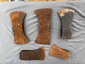lot 61 image: Box of Misc AxeHatchet Heads
