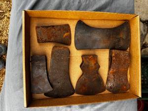 lot 63 image: Box of Misc AxeHatchet Heads