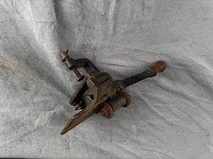lot 95 image: Vintage  Hand Crank Sheet Metal Crimper