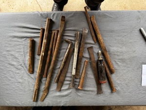 lot 104 image: Box of Punches & Chisels