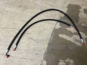 lot 36 image: 2 x 12 Hydraulic Hoses with Fittings