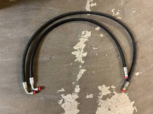lot 38 image: 2 x 12 Hydraulic Hoses with Fittings