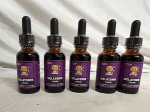 lot 44 image: 5 Bottles of Winne & Lottle Cat Melatonin