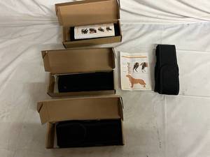 lot 75 image: 3 Black Dog Leg Braces - Large