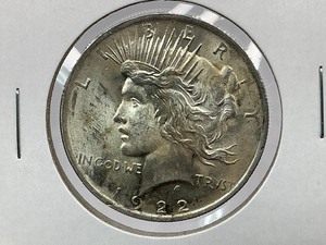 lot 6 image: 1922 Peace Dollar