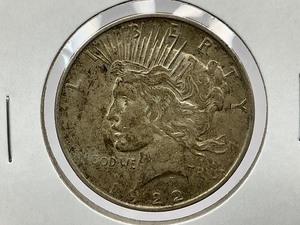 lot 21 image: 1922-D Peace Dollar