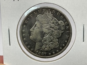 lot 41 image: 1887 Morgan Dollar