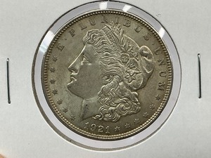 lot 44 image: 1921 Morgan Dollar