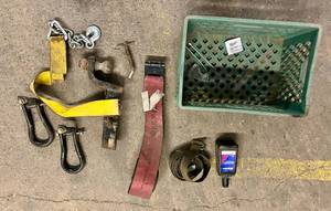 lot 27 image: Crate of Towing Supplies