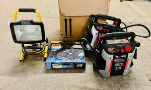 lot 44 image: Rachet Set, Vector Power(Untested) & Smart Electrician Light(works)