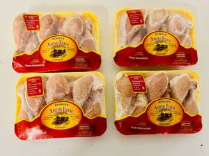 lot 109 image: E. 4x 1.75lbs Fryer Drumsticks-Gerber Amish Farm