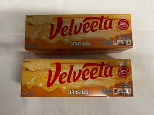 lot 268 image: MM. 2x Velveeta