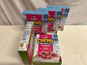 lot 344 image: SSS. 5x 13.6oz Chewy Granola Strawberry Crispy Clusters