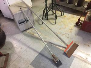 lot 139 image: 2 Flooring Scrapers