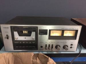 lot 151 image: Toshiba Stereo Cassette Deck PC-2460 Powers On