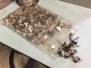 lot 164 image: 100 Carling Toggle Switches - Like New