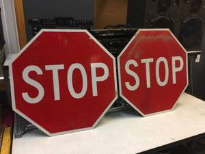 lot 193 image: 2 Aluminum STOP Signs - 30