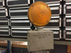 lot 195 image: TOUGHLITE 468 - Signal Warning Light