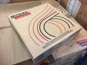 lot 239 image: Lincoln ED029202 Weld Wire .045 Outershield 71 Elite 60lb Coil