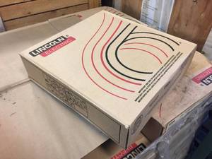 lot 293 image: Lincoln ED029202 Weld Wire .045 Outershield 71 Elite 60lb Coil
