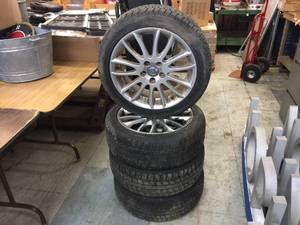 lot 272 image: 4 Nitto SN2 Winter Tires 20550R17 on Volvo Rims