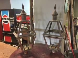 lot 326 image: 2 Vintage Architectural Copper Street LightLamps